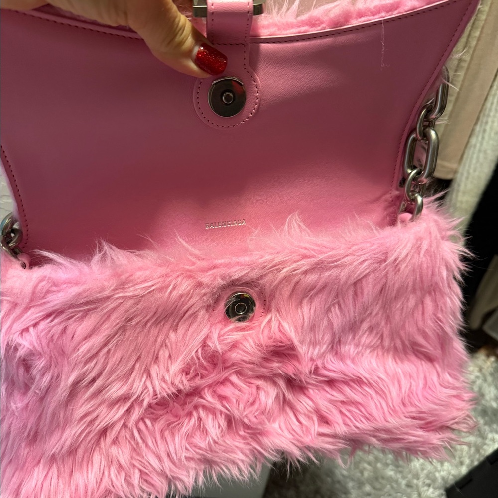 Balenciaga Pink Faux Fur Shoulder Bag with Chain Strap - Picture 5 of 8